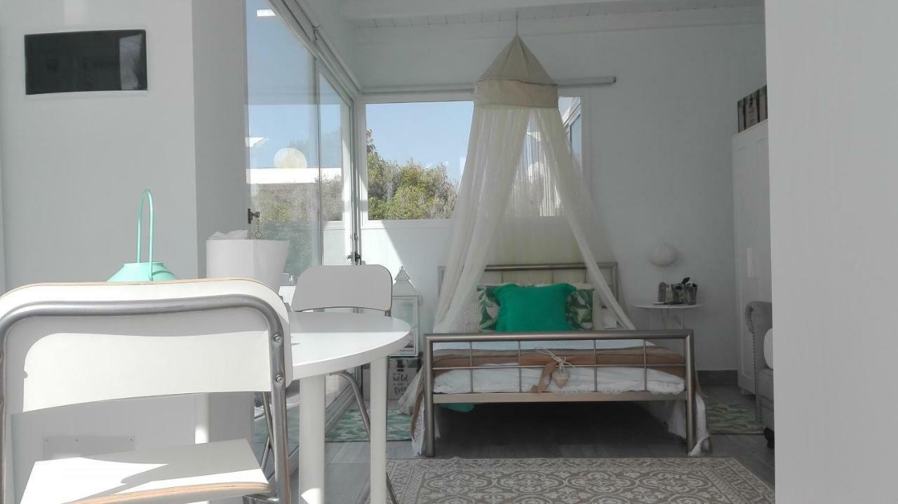 Apartamento Calero Apartment Puerto Calero Bagian luar foto