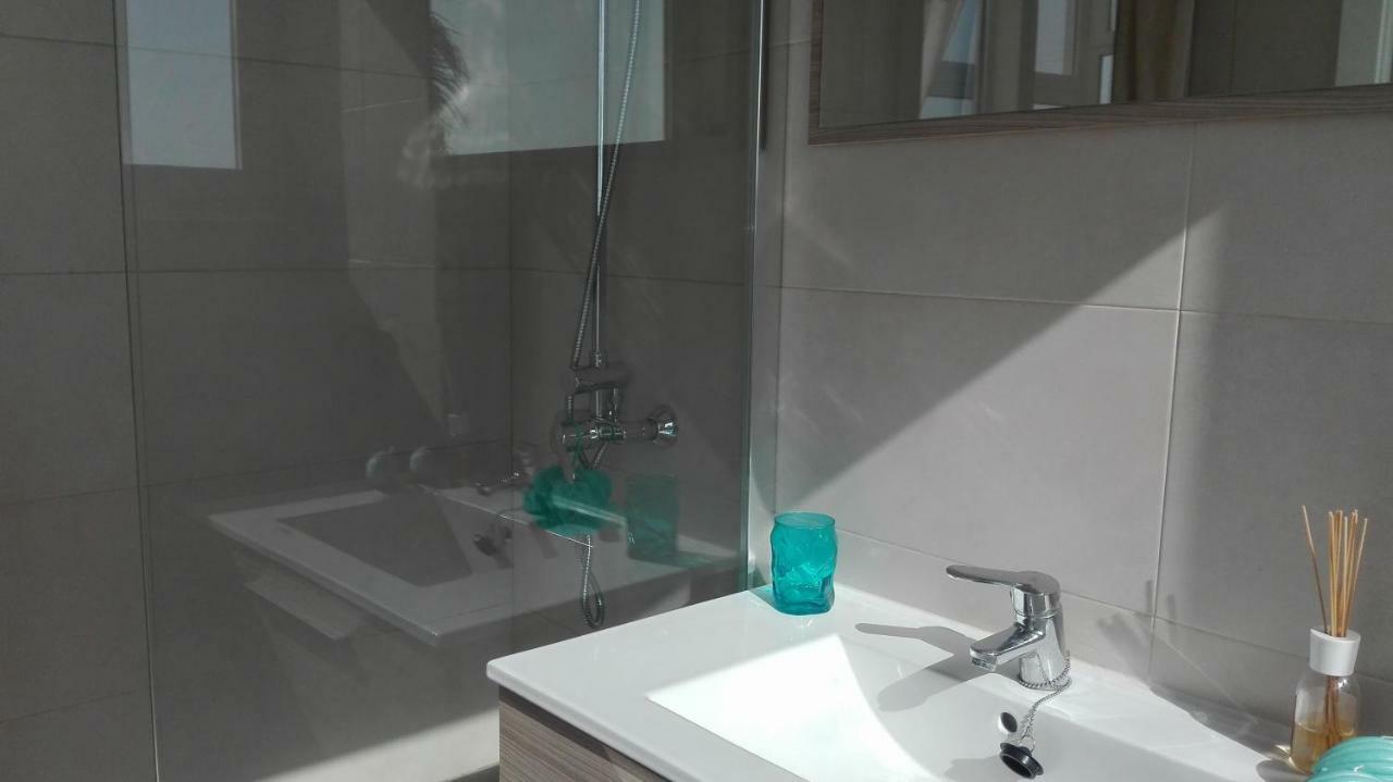 Apartamento Calero Apartment Puerto Calero Bagian luar foto