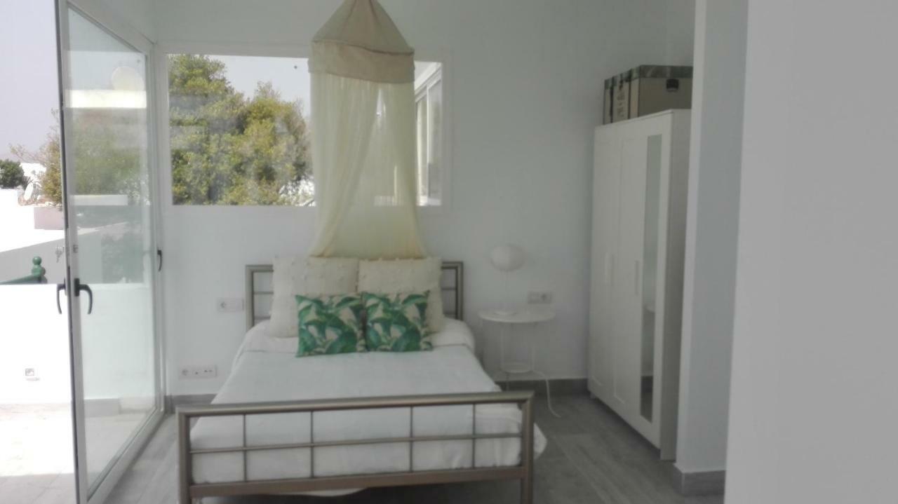 Apartamento Calero Apartment Puerto Calero Bagian luar foto
